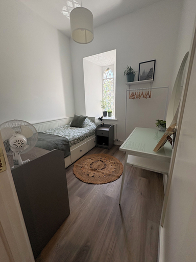 Room 4, The School Cottage