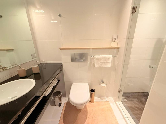 Bathroom 5, Hotel Village, Osterholz
