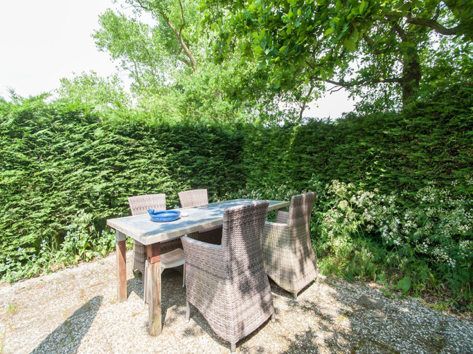 Others 5, Peaceful Dune Retreat with Garden, Bergen