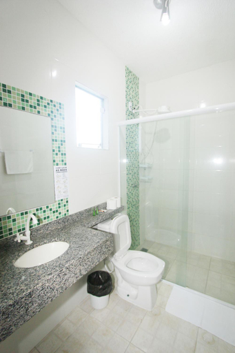 Bathroom 2, Pousada Sao Geronimo, Matinhos