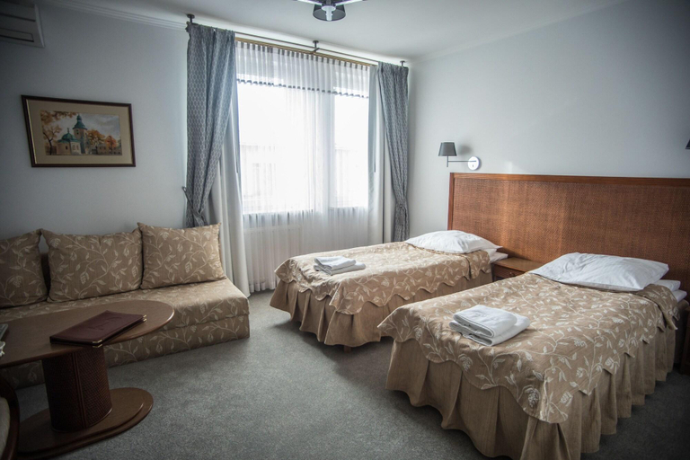 Bedroom 2, Hotel Pod Złotą Różą, Kielce City