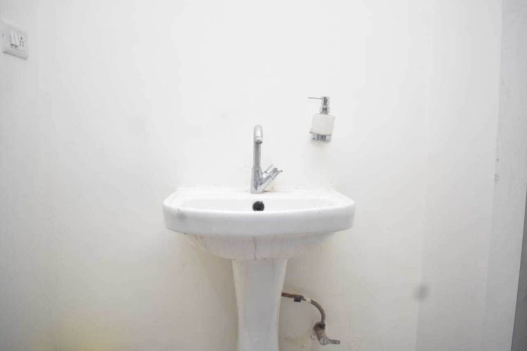 Room 3, Pearl Green Resort, Kanpur Nagar