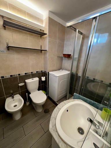 Bathroom 3, Studio ocean coast Los Cristianos Comodoro, Santa Cruz de Tenerife