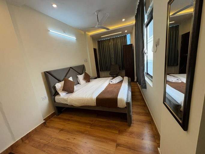 Room 3, AKS Grand Hotel in Varanasi, Varanasi