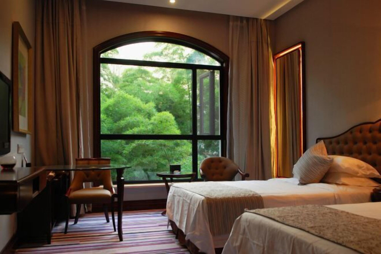 Bedroom, Weisheng Xiangyi Hotel (Xiangyi Building), Huzhou