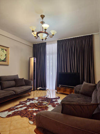 Others 5, Elly Apartment, Durrësit