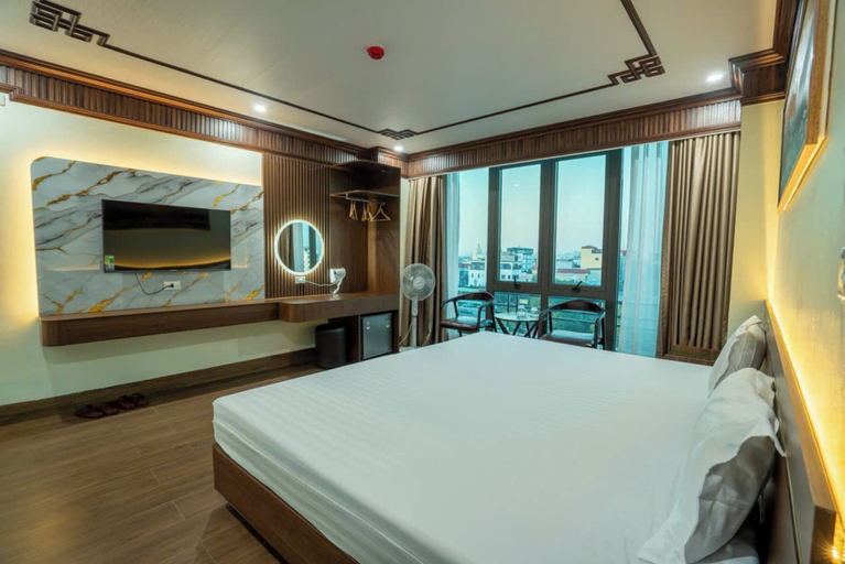 Room 2, Huong Sen Hotel, Ninh Bình