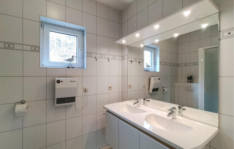 Bathroom 3, Durbuy Villa with Sauna, Luxembourg