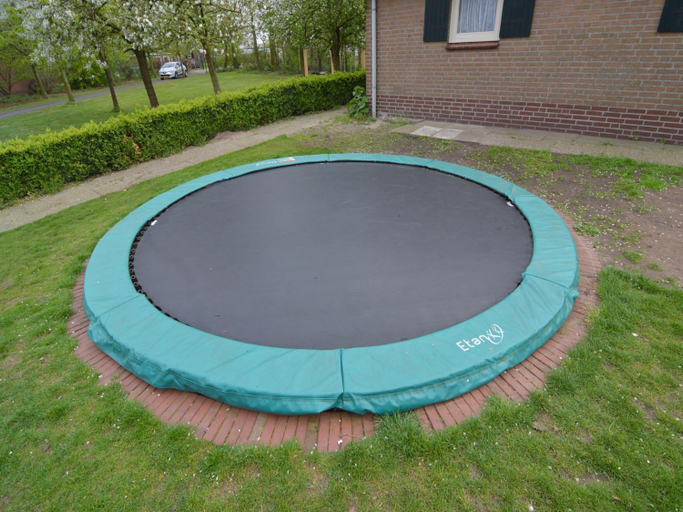 Sport & Beauty 2, Holiday Home in Elsendorp with Garden, Gemert-Bakel