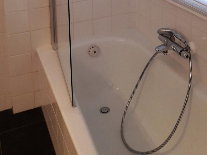 Bathroom 3, Groet Villa Stay with Garden Views, Bergen