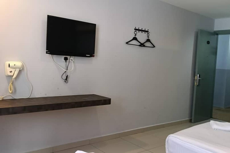 Bedroom 3, Mars Hotel by ZUZU, Kuala Lumpur