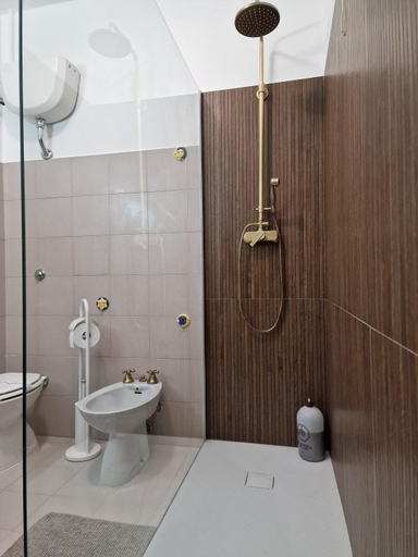 Bathroom 2, La Casa di Elena, Macerata