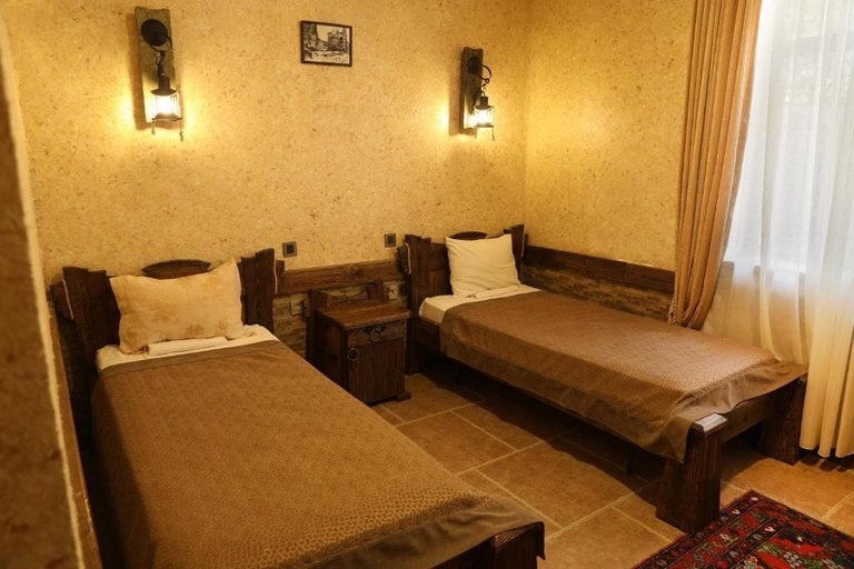 Room 5, Senger Qala Riverside, Qax