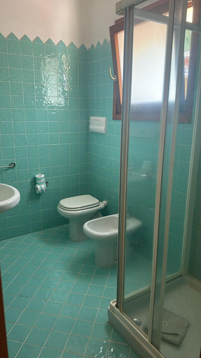 Bathroom 4, Hotel Valkarana Country Relais, Olbia-Tempio