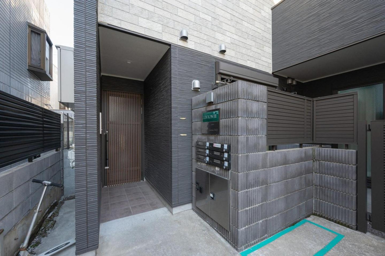 Sport & Beauty, Livion III, Nakano City