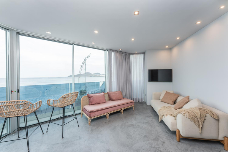 Others 3, Gold Suite Canteras by Canarias Homelidays, Las Palmas
