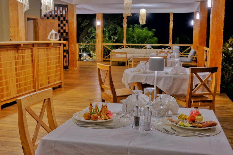 Food & Drinks 4, Manja Kely Lodge, Diana
