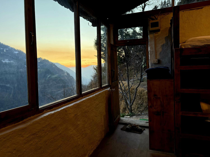 Others 3, Parvatis Lap, Kullu