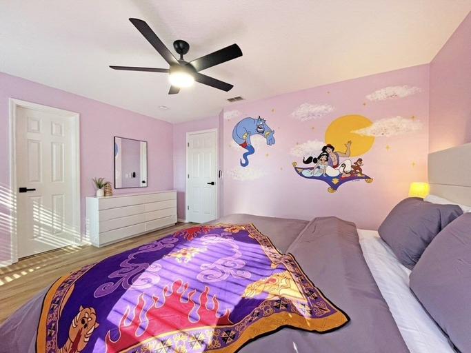 Room 4, Magical Dreams 5 Bedroom Home, Osceola