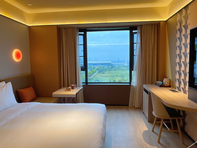 Bedroom 3, Orange Hotel, Changsha