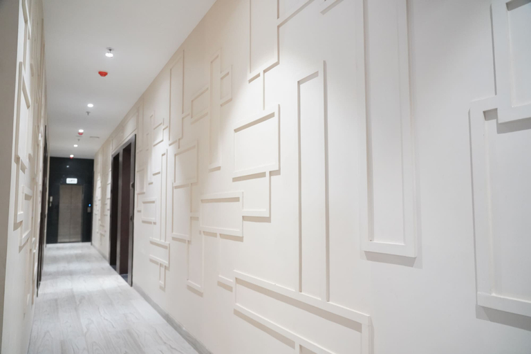 Lobby 4, Prince Diamond Boutique Hotel, Varanasi