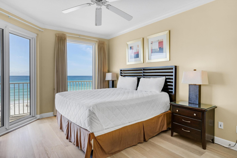 Bedroom 3, Grandview East 301, Bay