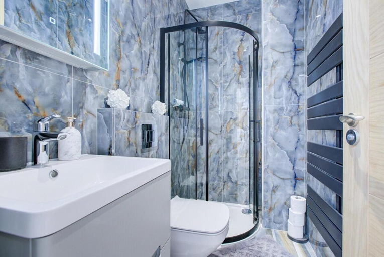 Bathroom 2, Cornwall - The Duke and Duchess, London
