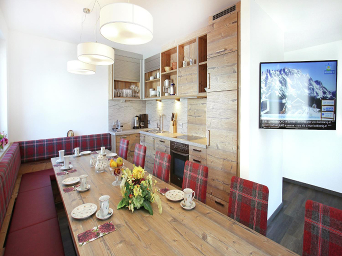 Food & Drinks, Chalet in Maria Alm near Hochkonig Ski Lift, Zell am See