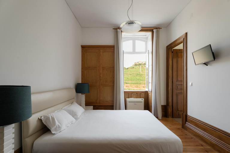 Bedroom 2, Casa de Cambres - by RowdHouses, Lamego