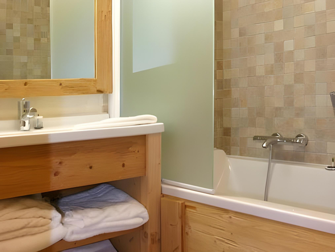Bathroom 2, Vacanceole - Residence Cortina, Isère