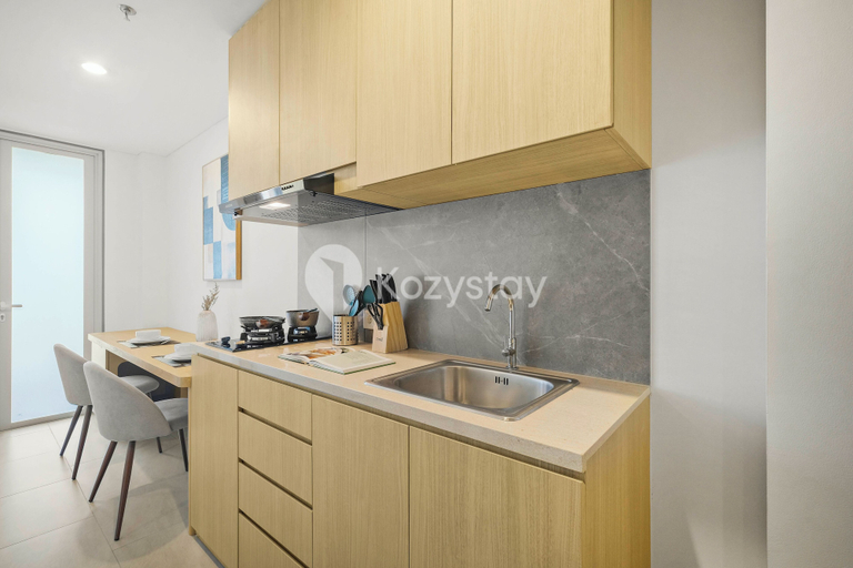 Private kitchen 2, Aluvia by Kozystay - Cilandak, South Jakarta