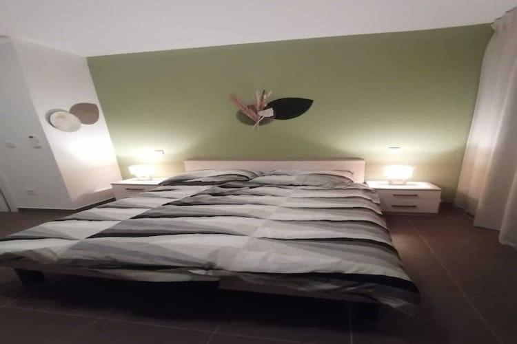 Bedroom, Apartment by the Beach in Dalmatia, Bilice