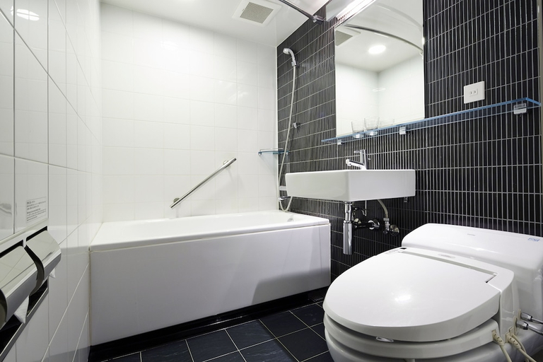 Bathroom 3, HOTEL UNIZO Fukuoka Tenjin, Fukuoka