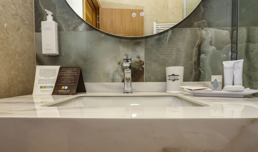 Bathroom 3, Vespucci Palace, Rome
