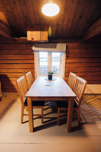 Room 4, Vesterålen Rorbuer, Bø