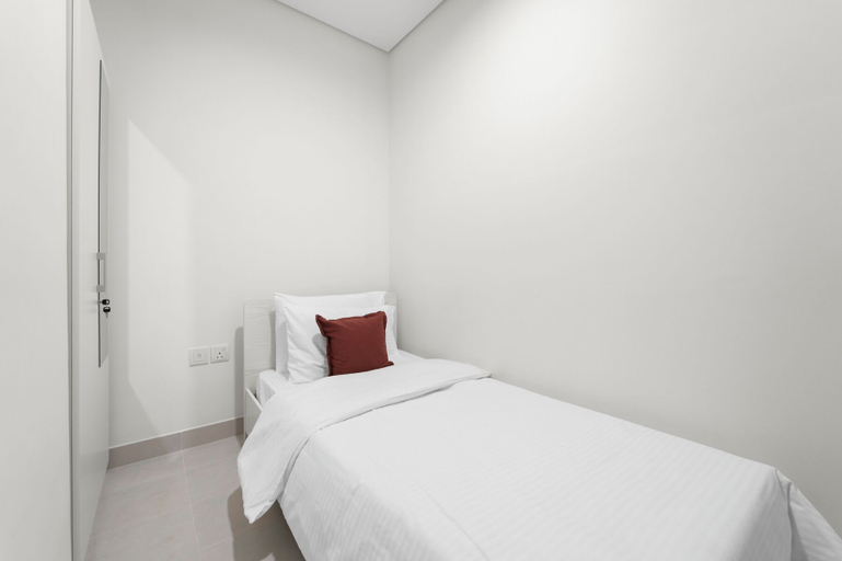 Room 2, 2BR M CF7B Partial Canal View, Dubai