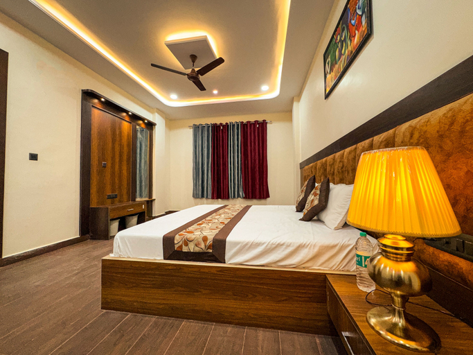 Room 5, Hotel Kalindi kunj, Mathura