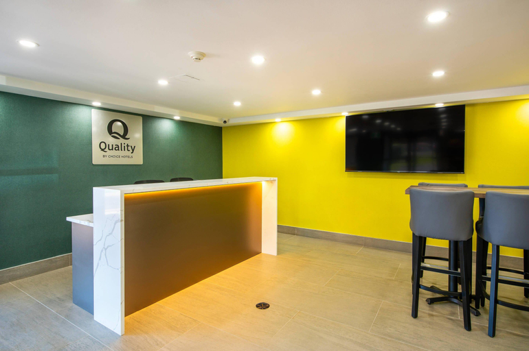 Public Area 3, Quality Inn, Chatham-Kent