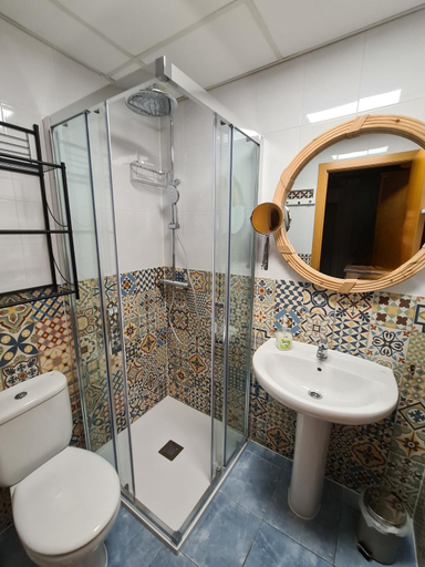 Bathroom 3, Die kleine Auszeit, Alicante