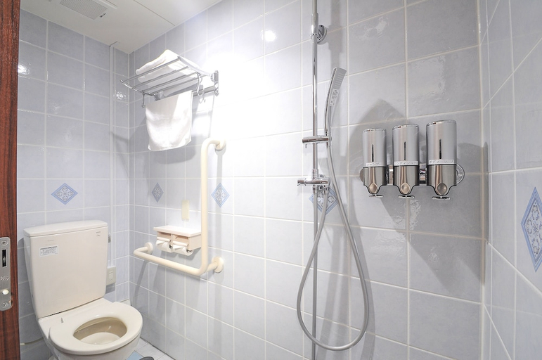 Bathroom 3, Hotel Kaiho Ishigakijima, Ishigaki