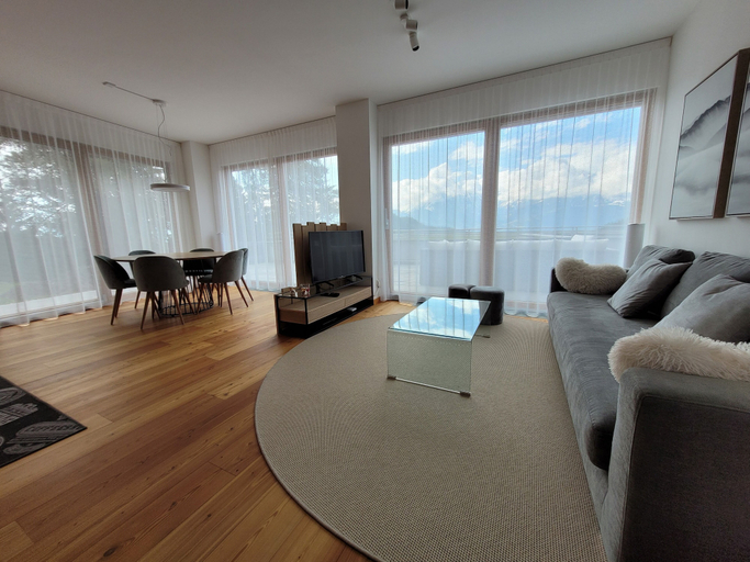 Living area 2, Laax Alpine Lodge, Surselva