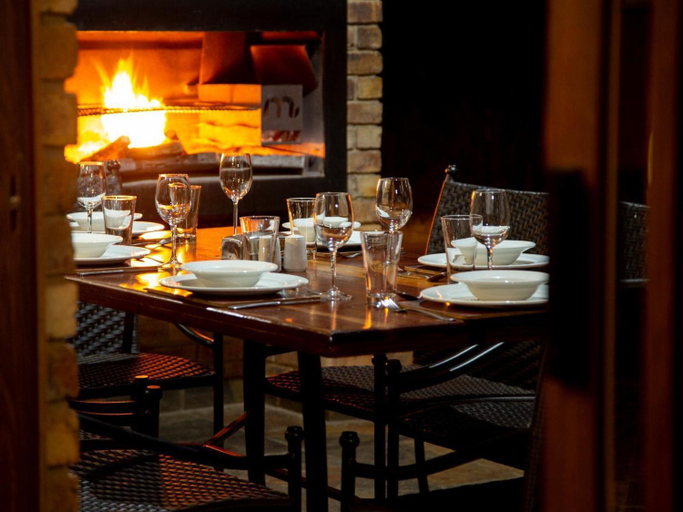 Food & Drinks 5, Sondela Nature Reserve & Spa Chalets, Waterberg