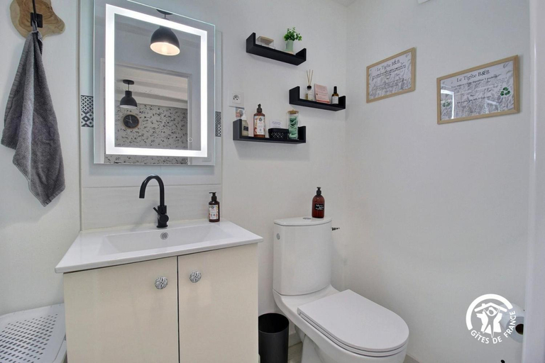 Bathroom 3, Le Tigite B&B entree privee-petit dej-linge inclus, Morbihan