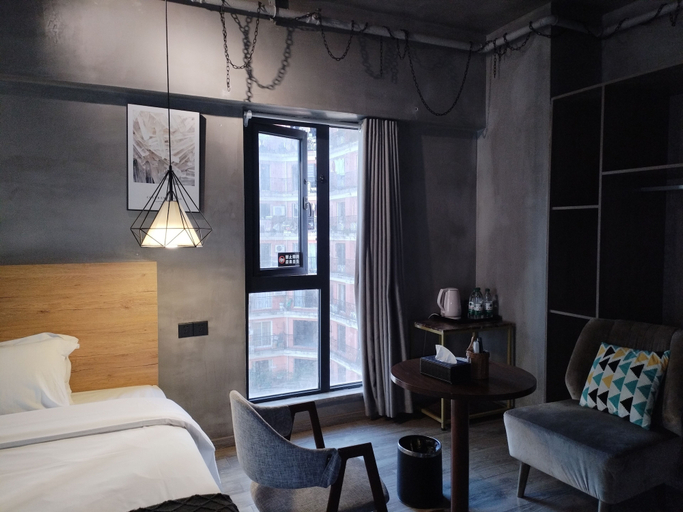 In-room dining, Chongqing Justom Serviced Apartment 23, Chongqing
