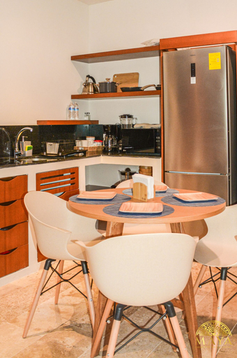 Dining room 3, NHOA 203B Lux 1BR Condo in Aldea Zama, Cozumel