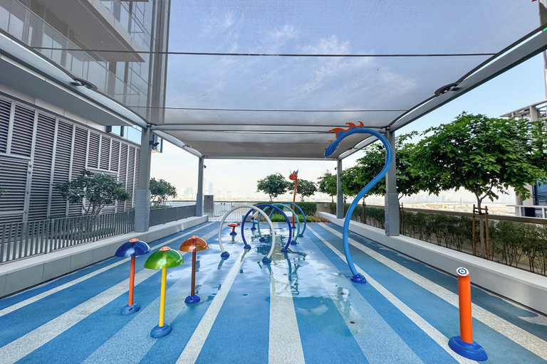 Pool 4, PVH - Magnificent 2BR - Vida Dubai Mall, Dubai