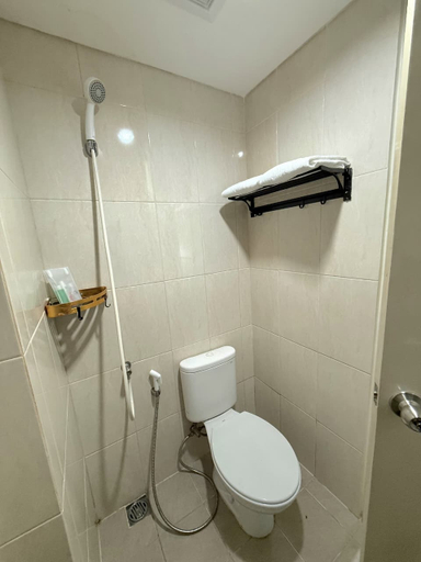 Bathroom 5, Apartemen OSAKA PIK2 By GPI, Tangerang