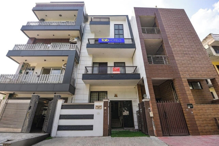 Front of property 3, Hotel Red Leaf, Gurgaon
