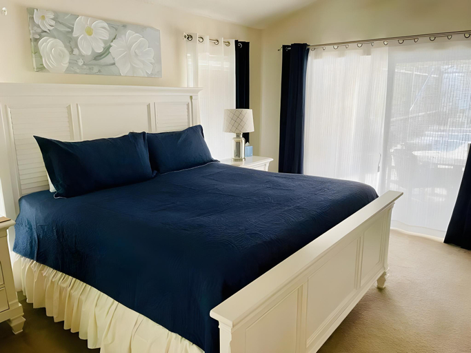 Bedroom 5, Beautiful 4 Bed Villa With Southwest Facing Pool, Lake