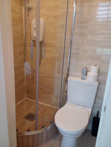 Bathroom 2, Tottenham City Stays (Opposite Seven Sisters Train Station), London